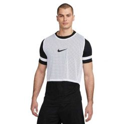 Śliniak Treningowy Unisex Dla Dorosłych Park 20. Białe śliniaki dla dzieci Nike, bez wzorów, z materiału. Za 70.99 zł.
