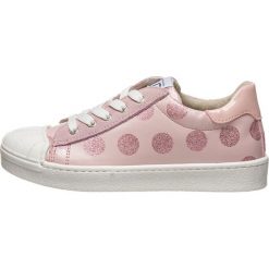 Sneakersy w kolorze jasnoróżowym. Trampki i tenisówki dziewczęce marki Grünland Junior & Co. W wyprzedaży za 219.95 zł.