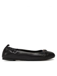 MICHAEL Michael Kors Baleriny Mandy 40S5MAFP1L Czarny. Czarne baleriny damskie MICHAEL Michael Kors, bez wzorów, ze skóry, bez obcasa. Za 279.99 zł.