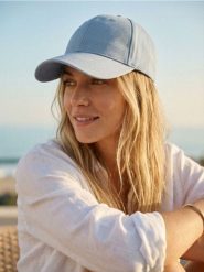 Bawełniana czapka z daszkiem - błękitny. Niebieskie czapki i kapelusze damskie Sinsay, bez wzorów, z bawełny. Za 9.99 zł.