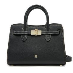 Torebka Aigner. Czarne torebki do ręki damskie Aigner, bez wzorów, bez dodatków. Za 1,939.00 zł.