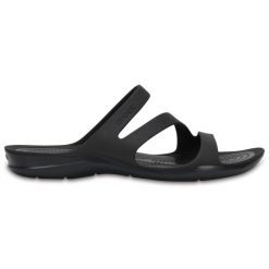 Klapki damskie Crocs Swiftwater. Szare klapki damskie Crocs, bez wzorów, z materiału, bez obcasa. Za 149.00 zł.