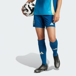 Szorty Sweden Women's Team 25 Away. Niebieskie szorty sportowe damskie Adidas, l, bez wzorów, z materiału, sportowe, do piłki nożnej. Za 199.00 zł.