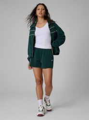 4F Spodenki dresowe z modalem damskie - zielone S. Zielone szorty sportowe damskie 4f, s, bez wzorów, z dresówki, eleganckie, na fitness i siłownię. Za 129.99 zł.