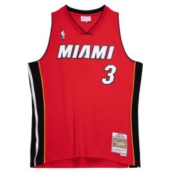 Koszulka Nba Miami Heat Dwyane Wade. Czarne koszule damskie Mitchell & Ness, bez wzorów, bez kołnierzyka, bez ramiączek. Za 517.00 zł.
