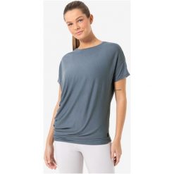 Koszulka z krótkim rękawkiem damska SUPER.NATURAL Yoga Losee Tee. Szare koszulki sportowe damskie super.natural, bez wzorów, na fitness i siłownię. W wyprzedaży za 297.49 zł.