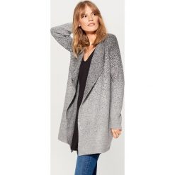 Sweter z klapami - Szary. Swetry damskie marki Mohito. Za 179.99 zł.