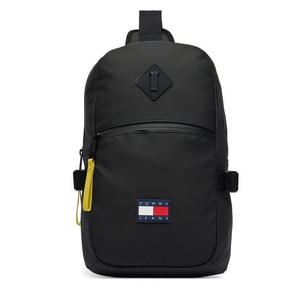 Saszetka Tommy Jeans. Czarne saszetki męskie Tommy Jeans, z jeansu, młodzieżowe, małe. Za 175.99 zł.