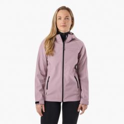 Kurtka softshell Turystyka Damska Swedemount Stryn Softshell oddychająca. Fioletowe kurtki damskie SWEDEMOUNT, bez wzorów, z softshellu, bez kaptura, trekkingowe. Za 249.99 zł.
