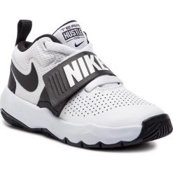 Buty NIKE - Team Hustle D 8 (PS) 881942 100 White/Black. Półbuty chłopięce marki Nike. W wyprzedaży za 179.00 zł.