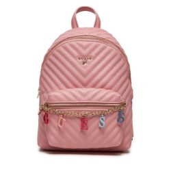 Plecak Guess. Czerwone plecaki damskie Guess, z aplikacjami. Za 239.99 zł.