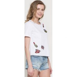 Only - Top. Topy damskie marki Only. W wyprzedaży za 49.90 zł.