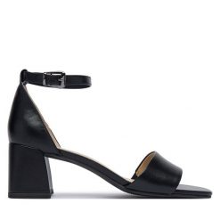 Sandały Caprice. Czarne sandały damskie Caprice, bez wzorów, bez obcasa, na słupku, bez zapięcia. Za 299.99 zł.
