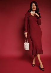 Bordowa Sweterkowa Sukienka Midi z Wywiniętym Kołnierzem i Falbankami Totfara. Czerwone sukienki damskie Renee, m, bez wzorów, eleganckie, bez kołnierzyka, bez ramiączek, midi. Za 129.99 zł.