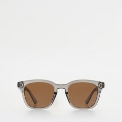 Okulary przeciwsłoneczne Wayfarer - ciemnoszary. Szare okulary przeciwsłoneczne męskie Reserved. W wyprzedaży za 39.99 zł.