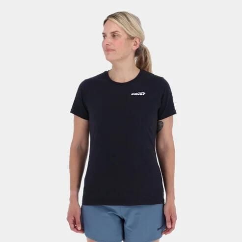 Koszulka bawełniana damska Inov-8 Graphic T-Shirt Mont Blanc. Szare koszulki sportowe damskie Inov-8, bez wzorów, z bawełny, bez kołnierzyka, bez ramiączek. Za 98.99 zł.