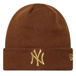 Czapka damska Wmns Metallic Logo Beanie New York Yankees Hat. Brązowe czapki i kapelusze damskie New Era, bez wzorów, z materiału, sportowe. Za 129.99 zł.