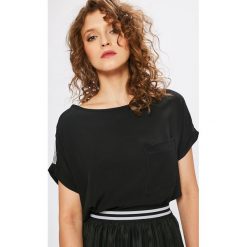 Answear - Top. Szare topy damskie ANSWEAR, z tkaniny, z okrągłym kołnierzem, z krótkim rękawem. W wyprzedaży za 49.90 zł.