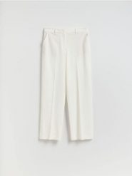 Spodnie z wiskozą - biały. Białe spodnie materiałowe damskie Reserved, l, bez wzorów, z tkaniny. Za 139.99 zł.