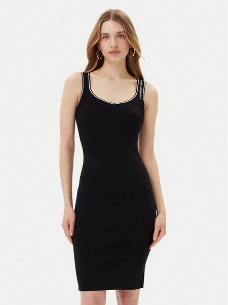 KARL LAGERFELD Sukienka codzienna A2W13018 Czarny Slim Fit. Czarne sukienki damskie KARL LAGERFELD, na co dzień, s, bez wzorów, z syntetyku, bez kołnierzyka, bez ramiączek, proste. Za 779.99 zł.