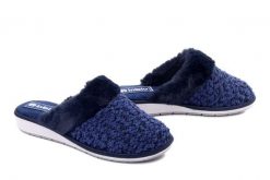 Inblu LB-109 004 granatowy, klapki damskie. Niebieskie klapki damskie Inblu, bez wzorów, bez obcasa. Za 84.99 zł.
