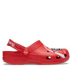 Klapki Crocs. Czerwone klapki męskie Crocs. Za 299.99 zł.