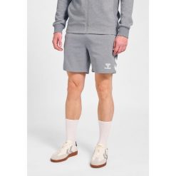 Szorty Hummel Move 2.0. Szare krótkie spodenki sportowe męskie Hummel, bez wzorów, na fitness i siłownię. Za 270.50 zł.