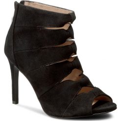 Botki SOLO FEMME - 26457-33-020/000-13-00 Czarny. Botki damskie marki Solo Femme. W wyprzedaży za 219.00 zł.