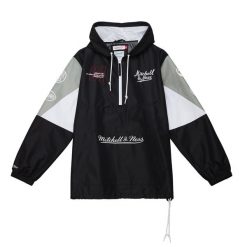 Kurtka wodoodporna Mitchell & Ness Team Origins. Czarne kurtki męskie Mitchell & Ness, m, bez wzorów, sportowe, bez kaptura. Za 557.00 zł.