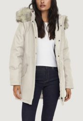 Parka Kobieta ONLY ONLNEWKATY PARKA LIFE OTW CC. Czarne parki damskie Only, na zimę, s, bez wzorów, bez kaptura. Za 287.35 zł.