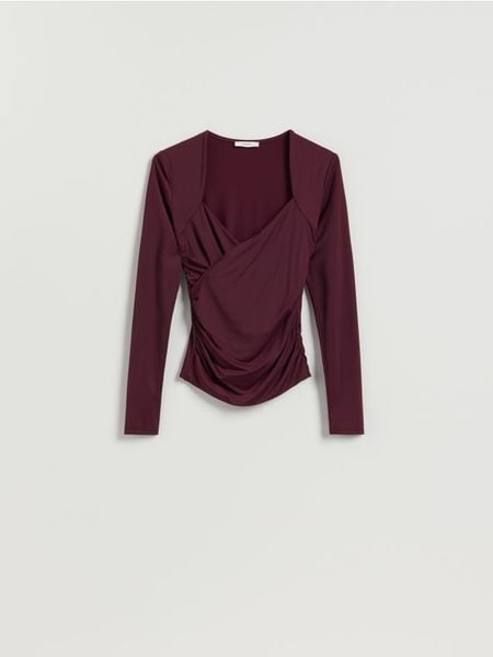 Drapowana bluzka - ciemnofioletowy. Fioletowe bluzki damskie Reserved, l, bez wzorów, z dzianiny, bez kołnierzyka, bez ramiączek. Za 79.99 zł.