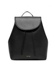 Calvin Klein Plecak Foil Logo Flap Backpack LV04F3297G Czarny. Czarne plecaki damskie Calvin Klein, bez wzorów, ze skóry. Za 419.99 zł.