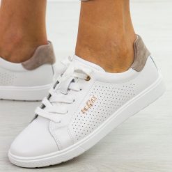 Białe skórzane półbuty damskie Filippo Dp6738/26. Białe półbuty damskie Filippo, na lato, bez wzorów, z jeansu, biznesowe, bez obcasa, na płaskiej podeszwie, bez zapięcia. Za 229.00 zł.