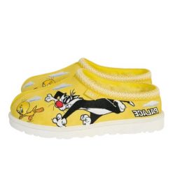 UGG Tasman Slipper Palace x Looney Tunes Yellow. Żółte klapki damskie UGG, bez wzorów, bez obcasa. Za 1,771.22 zł.