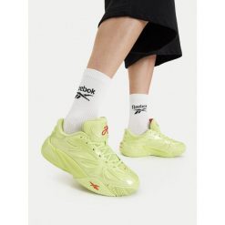 Buty do koszykówki Reebok. Zielone buty sportowe męskie Reebok, bez zapięcia, do koszykówki. Za 529.99 zł.