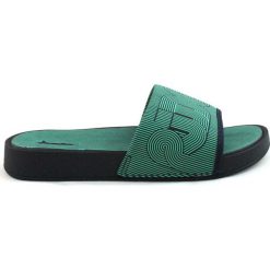 Klapek damski rider, Kolor zielony. Zielone klapki damskie Rider, bez wzorów, bez obcasa, bez zapięcia. Za 83.99 zł.