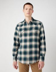 WRANGLER LS WESTERN SHIRT MĘSKA KOSZULA Z DŁUGIM RĘKAWEM W KRATĘ DARK MATCHA W556B3G61. Koszule męskie Wrangler, m, bez wzorów, bez kołnierzyka, bez ramiączek. Za 129.99 zł.