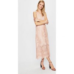 Silvian Heach - Sukienka. Sukienki damskie marki Silvian Heach. W wyprzedaży za 399.90 zł.