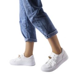 Biało złote sneakersy 2JO-YD41633-01 Gold białe. Białe trampki i tenisówki damskie bez wzorów, z materiału, klasyczne, bez zapięcia. Za 88.66 zł.