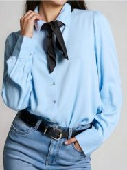 Koszula z wiskozy - błękitny. Niebieskie koszule damskie Sinsay, l, bez wzorów, z wiskozy, bez kołnierzyka, bez ramiączek. Za 39.99 zł.