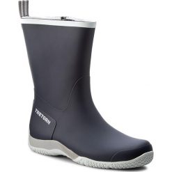 Kalosze TRETORN - Örenäs 473110 Navy/White 80. Niebieskie kozaki damskie Tretorn, z kauczuku. W wyprzedaży za 239.00 zł.