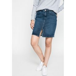 Wrangler - Spódnica. Szare spódnice damskie Wrangler, z bawełny. W wyprzedaży za 179.90 zł.