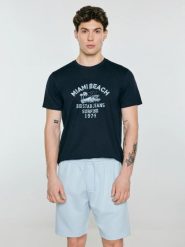 Koszulka męska z kontrastowym nadrukiem granatowa Fors 403. Niebieskie t-shirty męskie Big Star, l, bez wzorów, z dzianiny, klasyczne, bez kołnierzyka. Za 79.99 zł.
