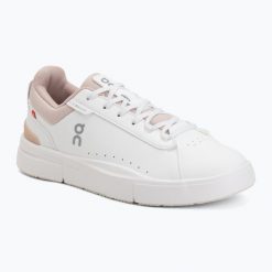 Buty damskie On The Rodger Advantage. Białe obuwie sportowe damskie On, bez wzorów, z materiału, trekkingowe. Za 669.99 zł.