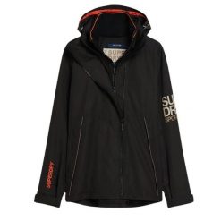 Kurtka przeciwdeszczowa z kapturem Superdry Yachter. Czarne kurtki męskie Superdry., m, bez wzorów, z kapturem. W wyprzedaży za 438.85 zł.