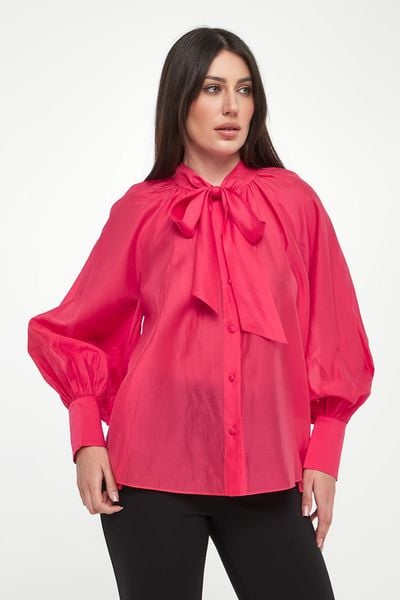 Koszula damska z kokardą TWINSET ACTITUDE. Koszule damskie Twinset Milano, s, bez wzorów, bez kołnierzyka, bez ramiączek. Za 629.00 zł.