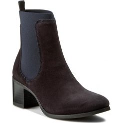 Botki UNISA - Febe F16 Bs Baltic. Niebieskie botki damskie Unisa, ze skóry, bez obcasa. W wyprzedaży za 339.00 zł.