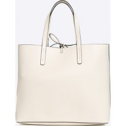 Calvin Klein Jeans - Torebka dwustronna. Torby na ramię damskie marki Calvin Klein Jeans. W wyprzedaży za 479.90 zł.
