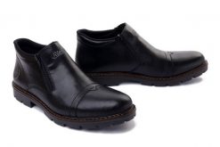 RIEKER 12194-00 schwarz, botki męskie. Czarne botki męskie Rieker, na zimę, bez wzorów, bez zapięcia. Za 419.90 zł.