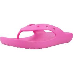 Klapki Crocs Model Classic Flip V2 Kolor Rose. Czerwone klapki damskie Crocs, bez wzorów, z materiału. Za 204.00 zł.